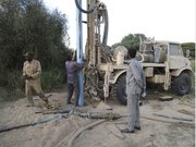 Naš vrtalni stroj je naposled dosegel Darfur.